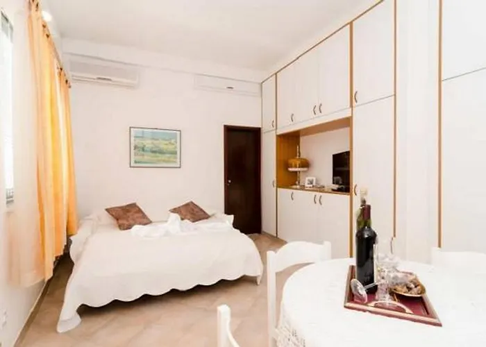Apartment Butijer